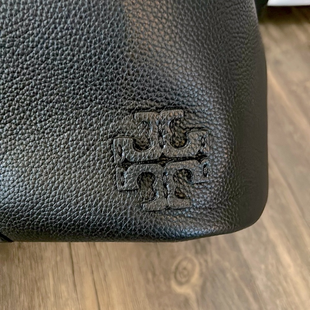 Tory Burch McGraw Pebbled Leather Bucket Bag - Picture 7 of 11